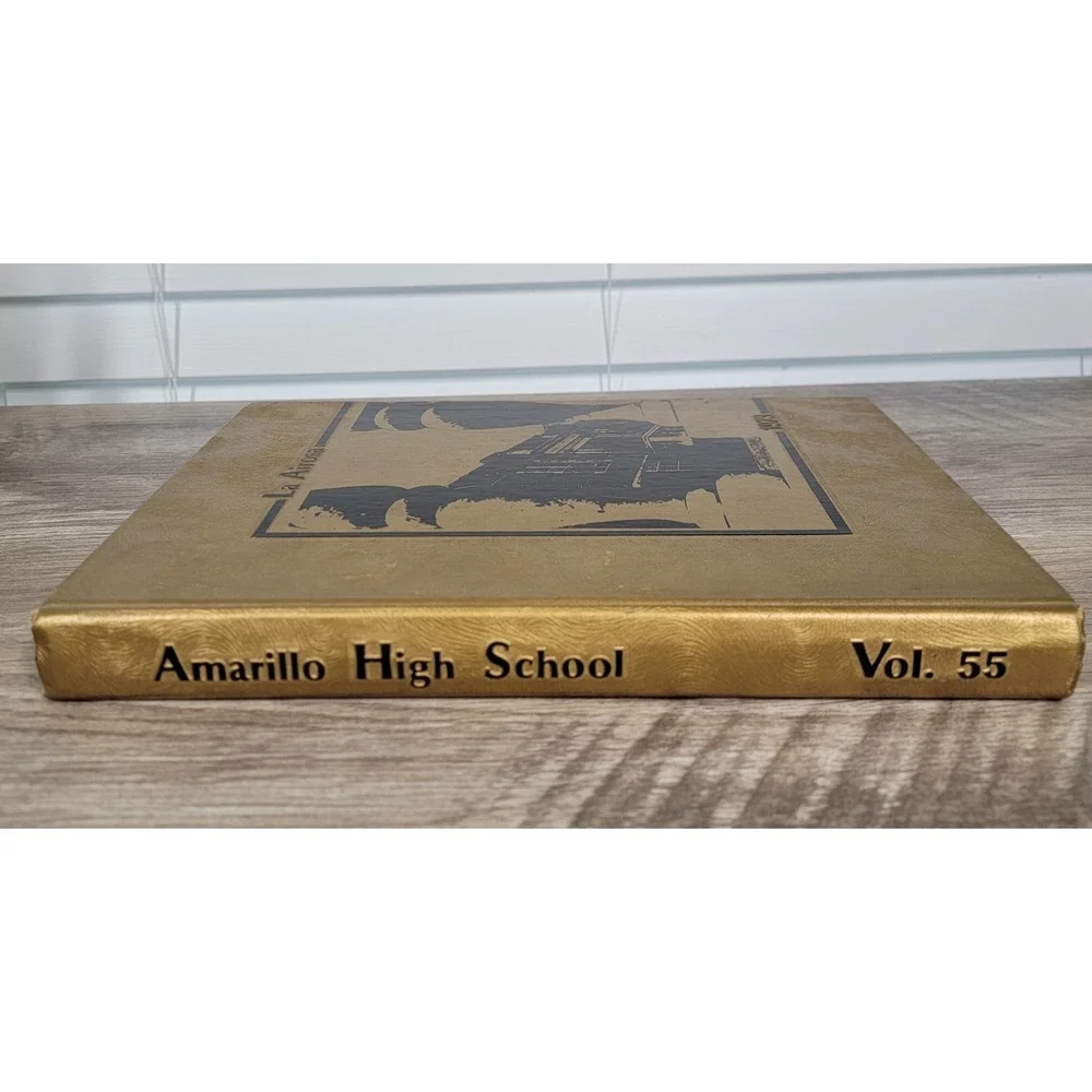 1973 Amarillo High School Yearbook La Airosa Texas Annual Volume 55‎